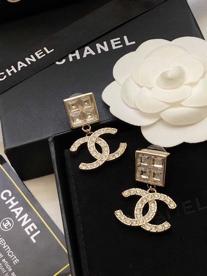 Ch**el earrings